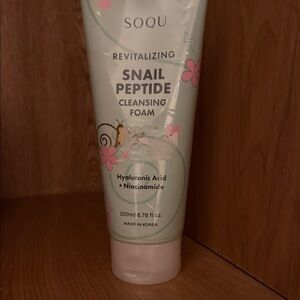 Snail Peptide Cleansing Foam - White